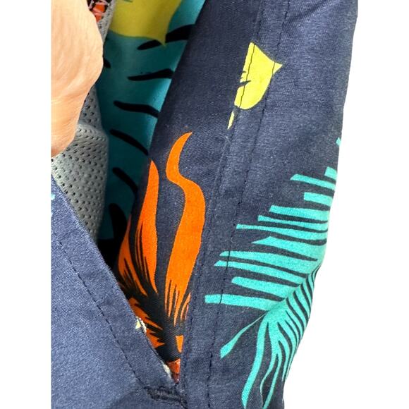 US Polo Assn Navy Blue Tropical Lined Swim Trunks Men's Size Medium - Picture 5 of 7